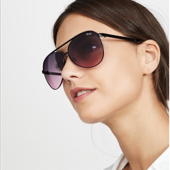 Quay X Chrissy Vivienne Mini Aviator Sunglasses - Picture 5 of 5